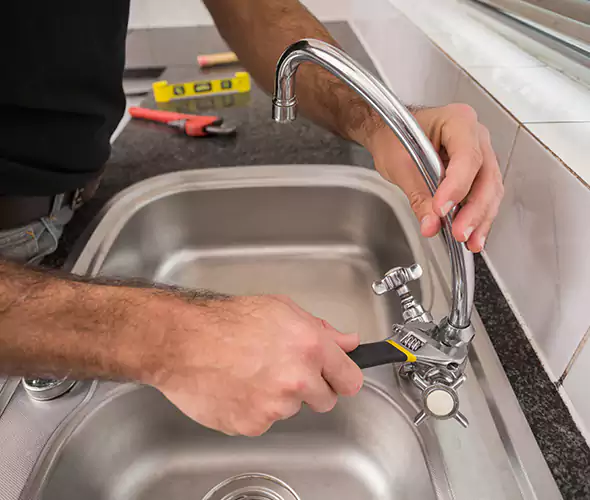 Local Experts for Faucet Repair in Florida Ridge, FL:Schedule Affordable Faucet Repair Services with Us