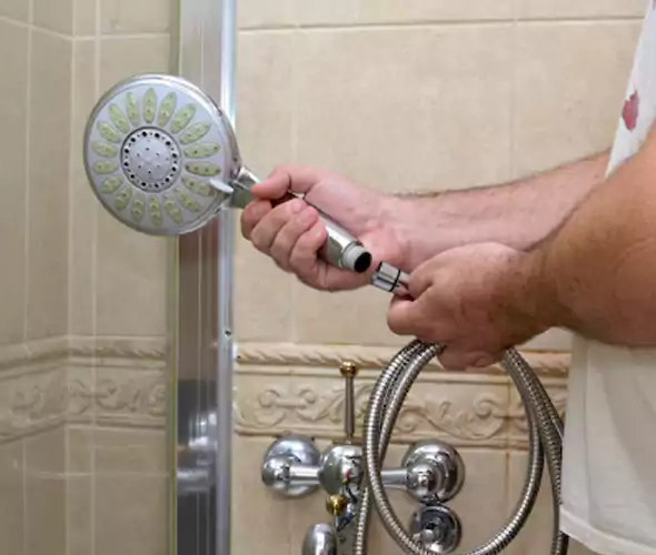 Professional Shower Repair Specialist in Florida Ridge, FL: Schedule Affordable Shower Services with Us