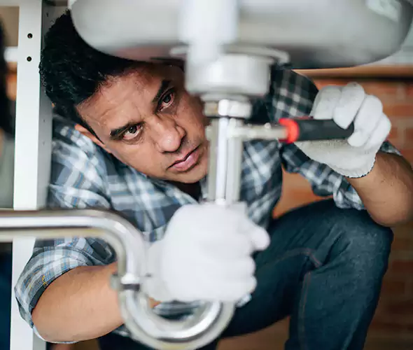 Expert Plumber for Water Line Repair in Florida Ridge, FL: Schedule Affordable Water Line Repair Services with Us